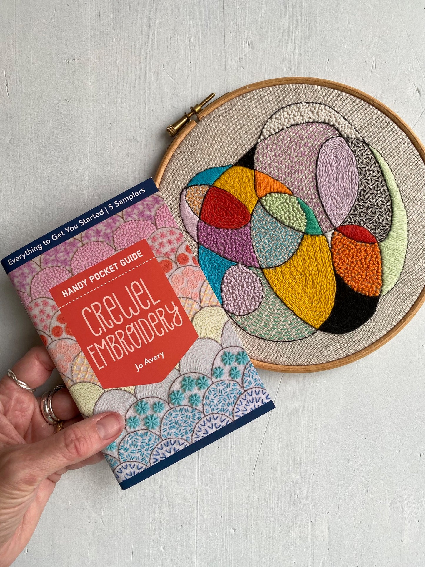 Crewel Embroidery Handy Pocket Guide